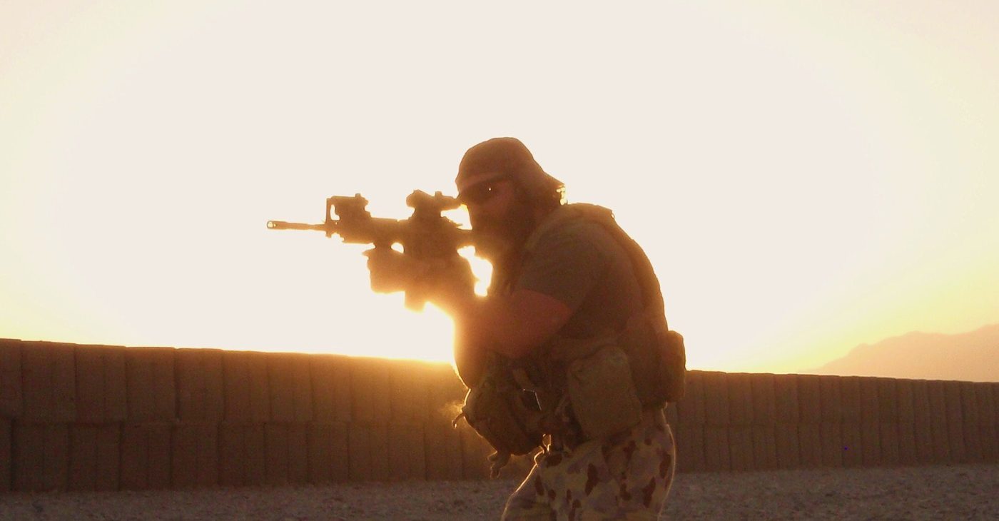 Dan Pronk on range Afghanistan